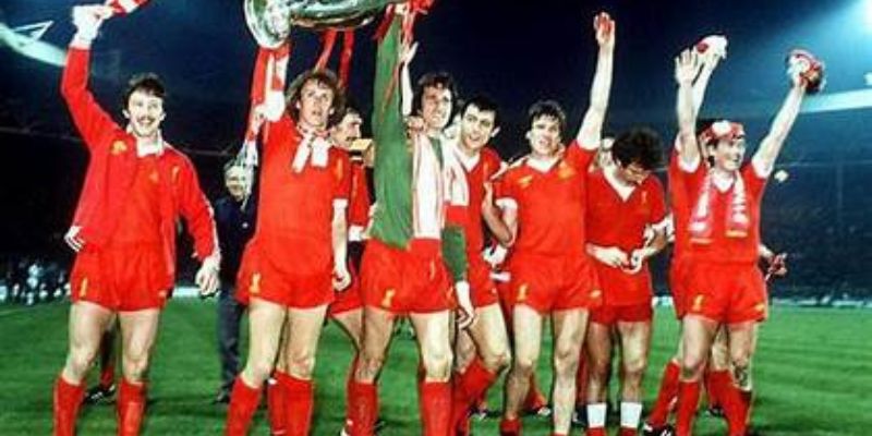 Bức ảnh hiếm hoi các cầu thủ Liverpool lần thứ 2 liên tiếp vô địch C1 năm 1978