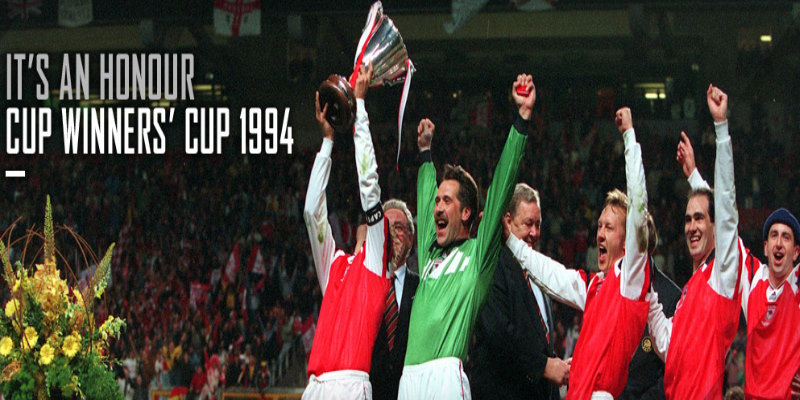 Đoàn quân “George Graham” ăn mừng chiến tích UEFA Cup Winners' Cup 1994